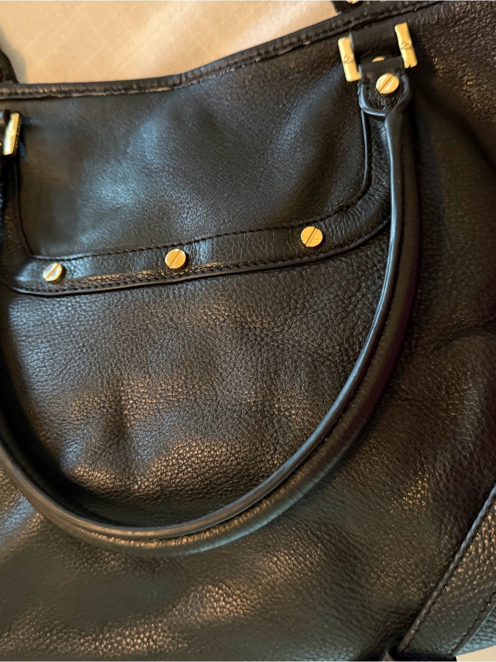 Tory Burch Black Leather Amanda Bag with Gold Logo - Picture 5 of 7